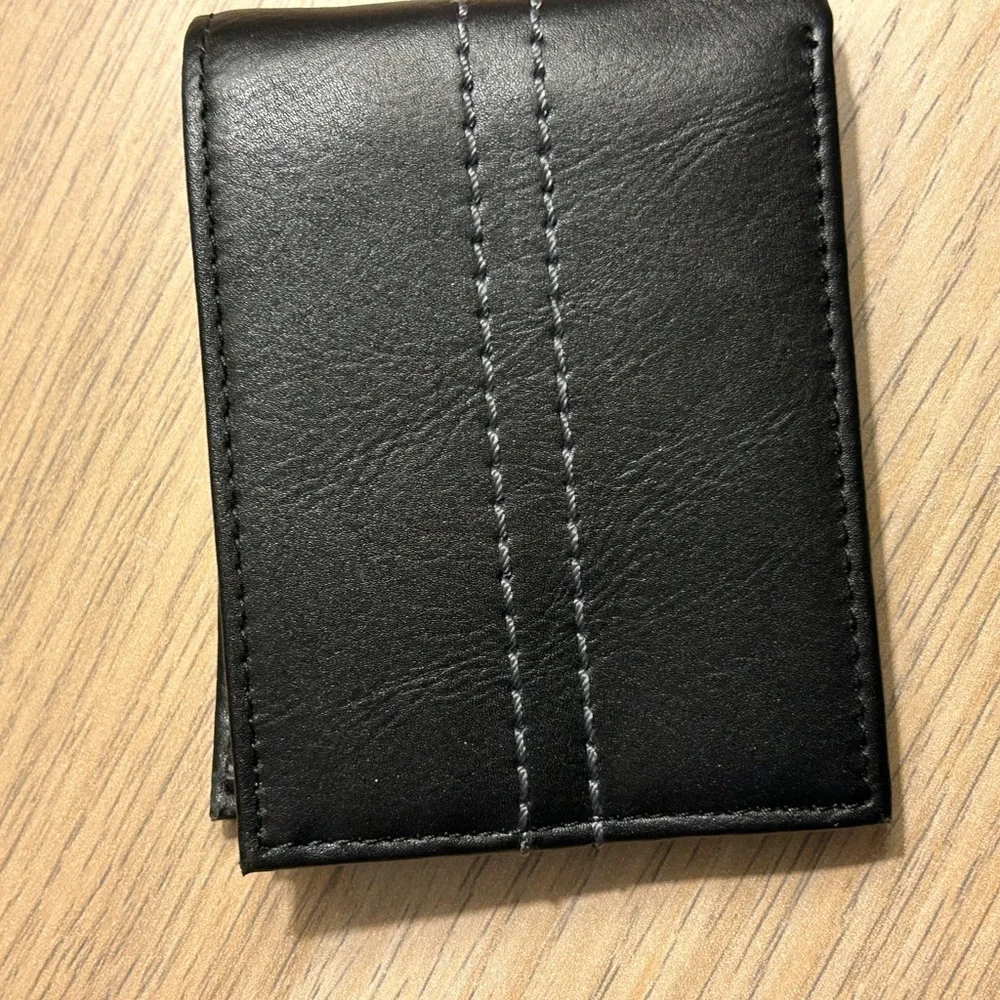 Columbia Black Leather Wallet